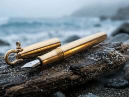 Kickstarter - The Bow-Shackle Fountain Pen Oceanus Brass