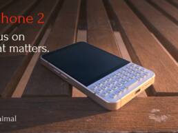 Minimal Phone 2- The Modern QWERTY Phone