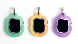Amoeba One- Mini keychain-phone.